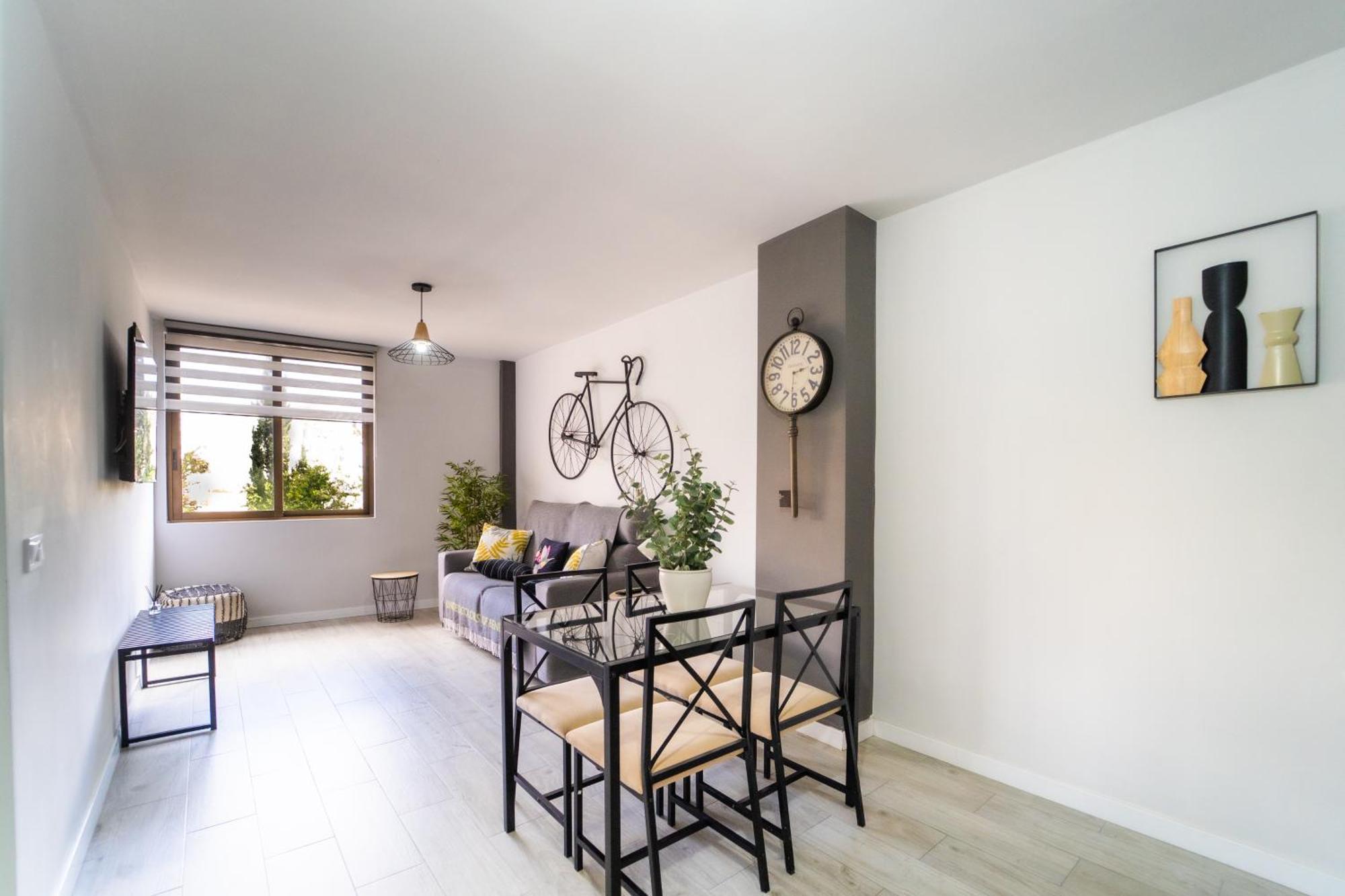 Apartamentos Anfiteatro Prime เบนิดอร์ม ภายนอก รูปภาพ